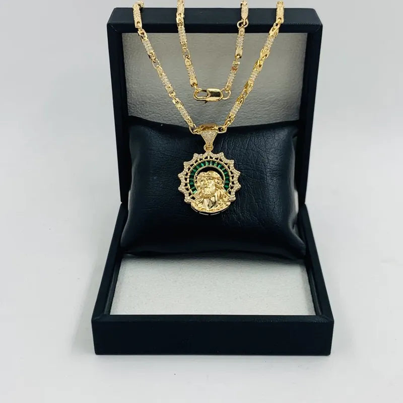 Cadena Sagrado Rostro de Cristo dentro de su estuche abierto